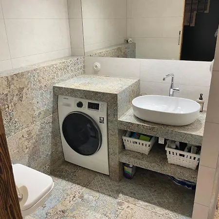 Pod Korona 5 Апартаменты *